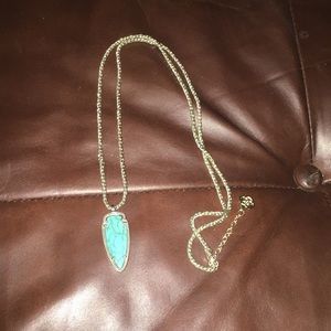 Kendra Scott necklace